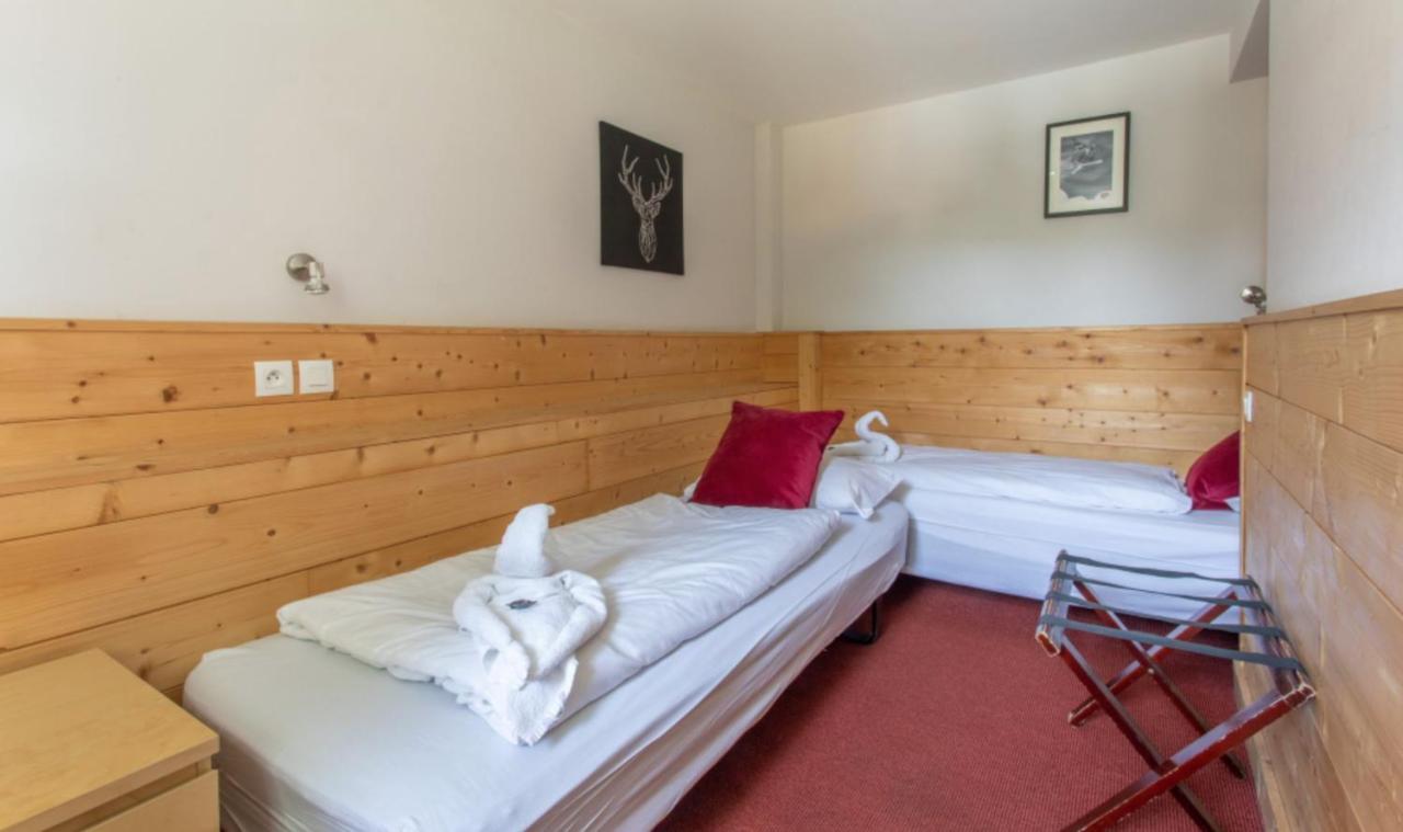 Hotel Le Refuge Alpe d'Huez ภายนอก รูปภาพ