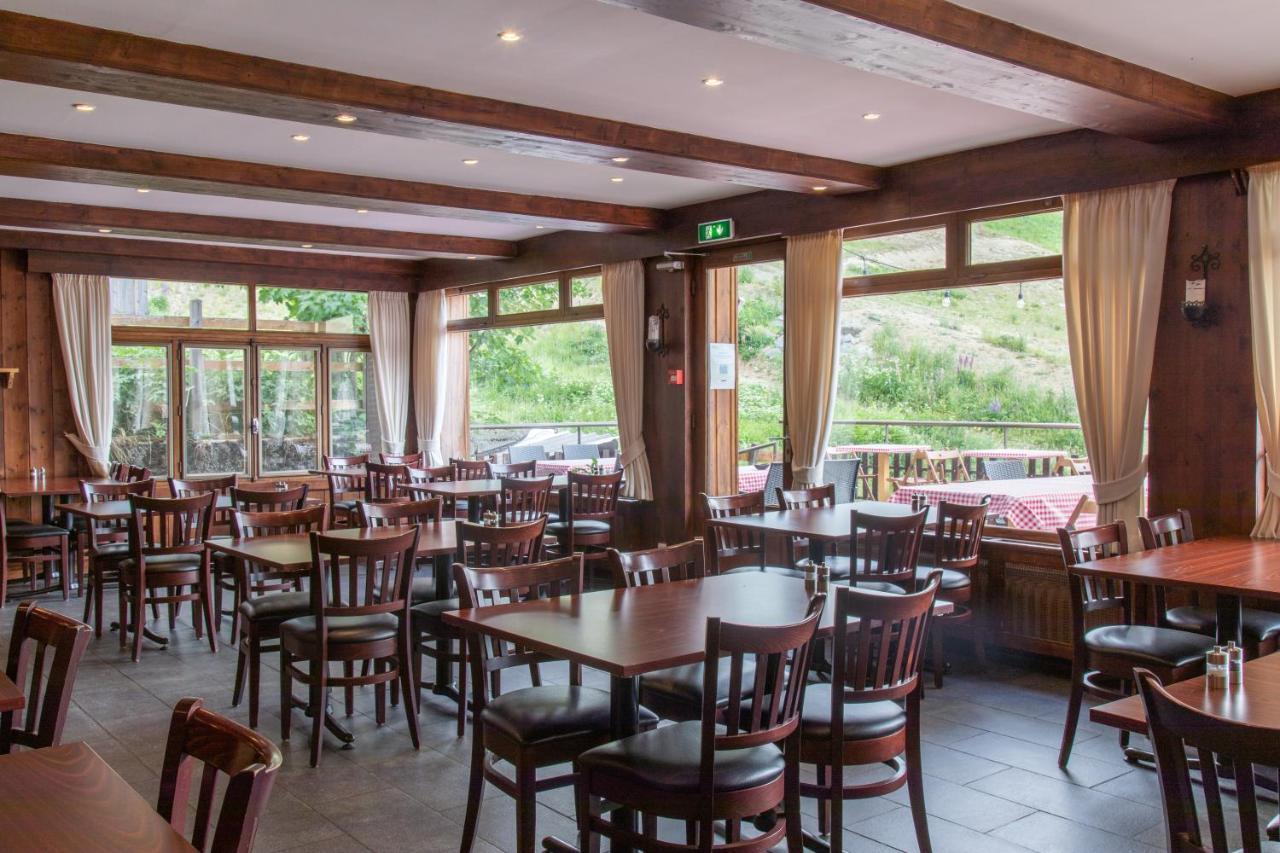 Hotel Le Refuge Alpe d'Huez ภายนอก รูปภาพ